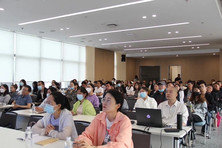 七里河区中医适宜技术培训班在甘肃爱尔眼视光医院顺利召开(图2)