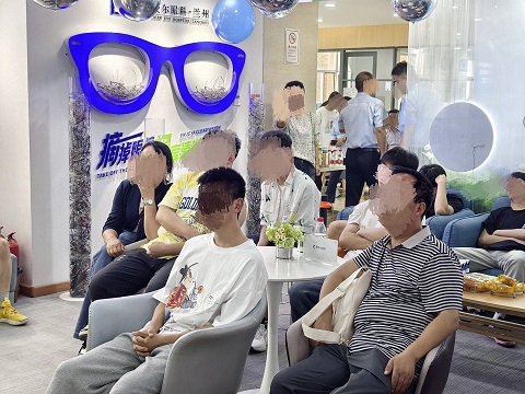 兰州爱尔眼科医院：九月摘镜热丨近视手术术后护理小贴士(图1)
