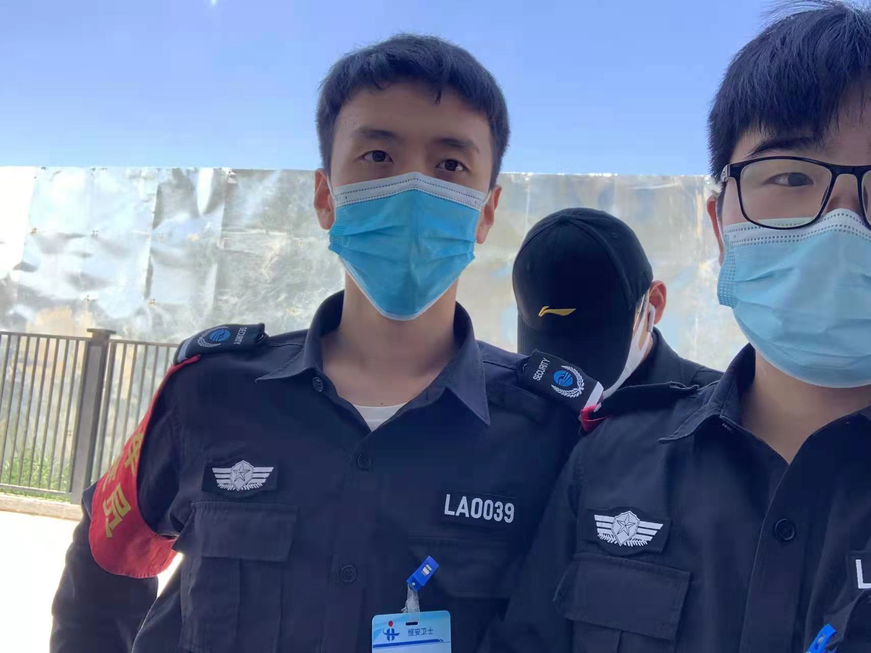 圆锥角膜折磨少年郎 角膜移植让他重见光明(图1) 圆锥角膜折磨少年郎 角膜移植让他重见光明(图1)