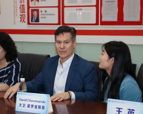 贵阳首站—STAAR Surgical公司副总裁访问贵阳爱尔眼科医院(图4)