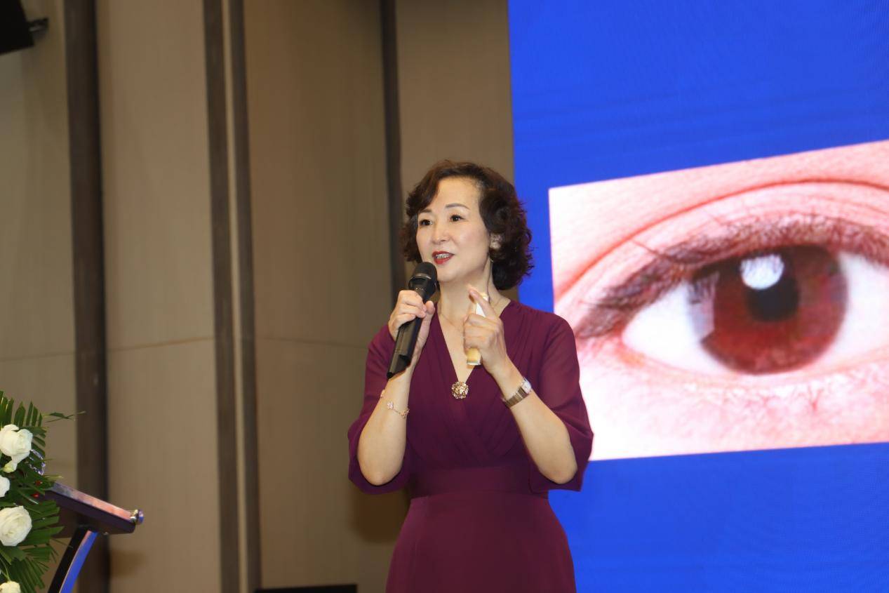 全程清晰优视力 乐享“晶”彩好生活 贵阳爱尔眼科开展眼健康公益科普讲座 (图2)